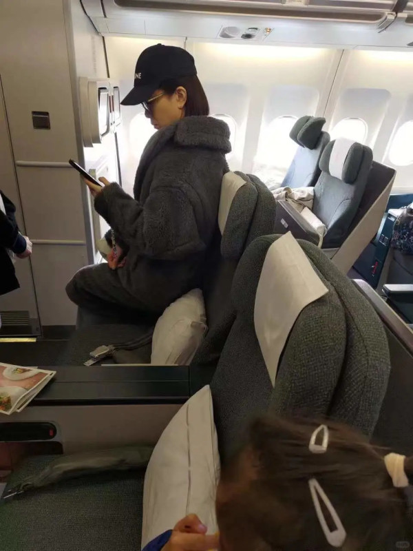 內地客偷拍空姐放小紅書 標注黑絲美腿 ANA官方發聲要求刪文 