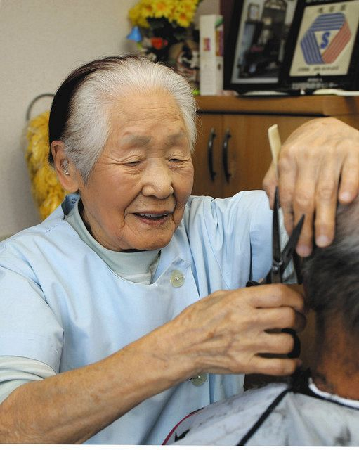 日本108歲全球最年長女髮型師 創健力士紀錄!入行90年最拿手「飛機頭」