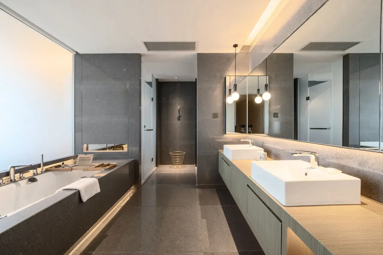 深圳浪騎膽雲海濱度假酒店(圖片來源︰Trip.com) 深圳浪騎膽雲海濱度假酒店(圖片來源︰Trip.com)