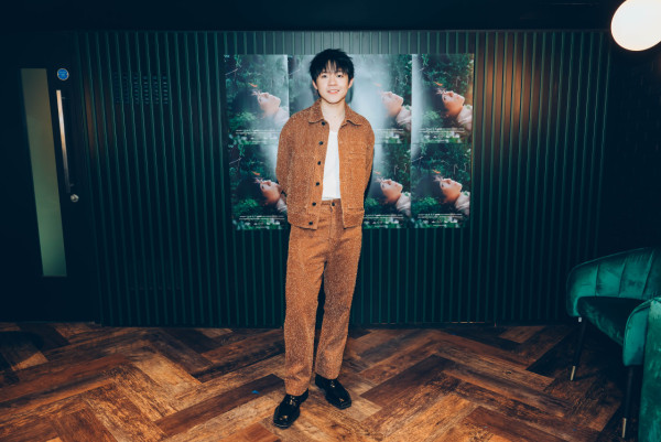 Ian陳卓賢首次倫敦開個唱化身「眼淚王子」冧粉絲！穿樹熊裝賣萌公布下站登陸澳洲 