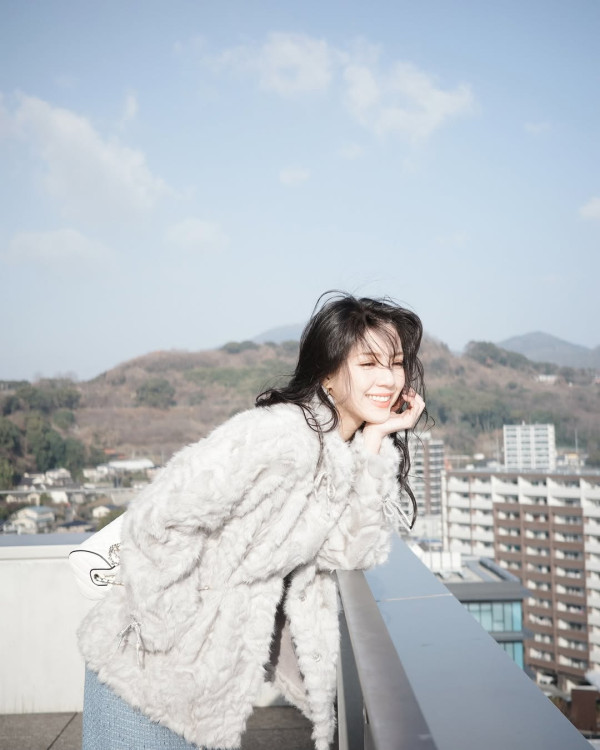 30歲陳曉華生圖瘋傳揭最真實容貌！零修圖狀態驚人獲一致認證比上鏡更靚