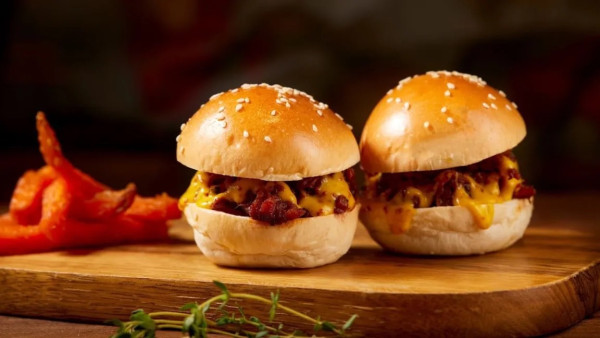 【深圳灣美食】推薦15餐廳必食！煲仔飯/法國菜/部隊火鍋人均¥100幾吃到飽 