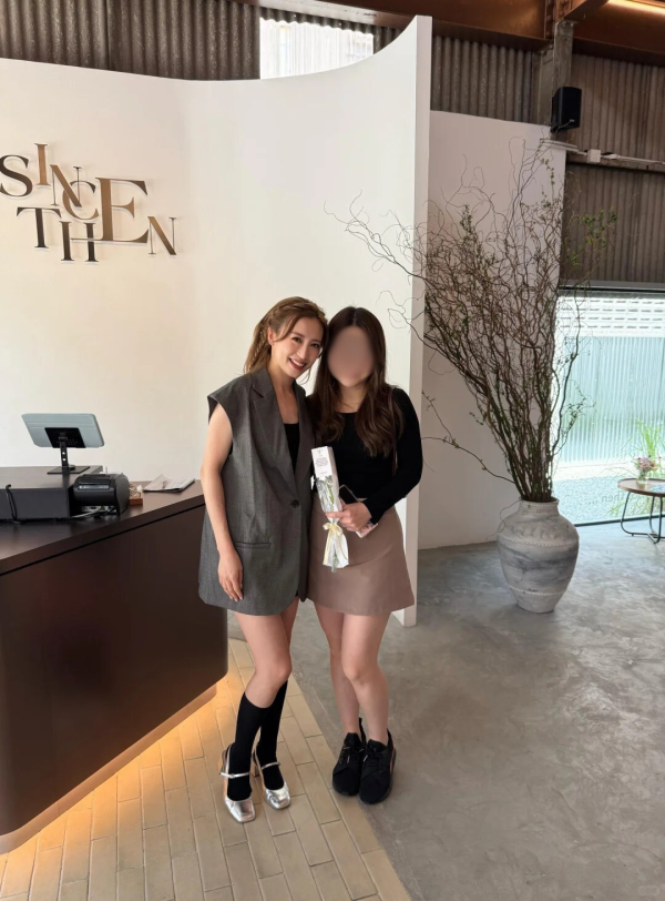 35歲龔嘉欣野生捕獲真實生圖流出 真人顏值竟惹網民罵戰：真的不算美