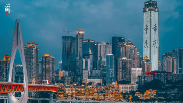 重慶旅遊10大必去特色景點 洪崖洞夜景、 世界文化遺產大足石刻、李子壩輕軌 