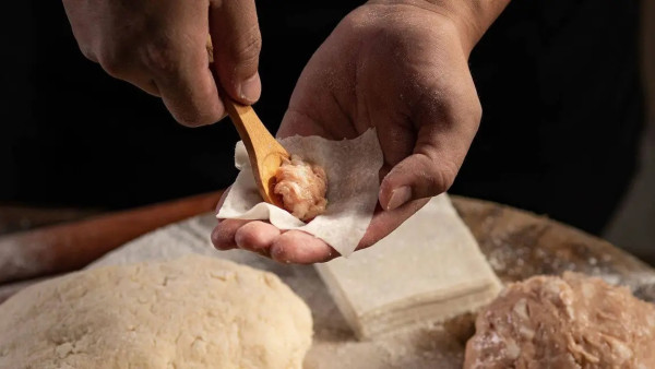 深圳皇庭廣場一日遊｜福田口岸4分鐘直達！10間人氣餐廳、泰式按摩、夾公仔推介 