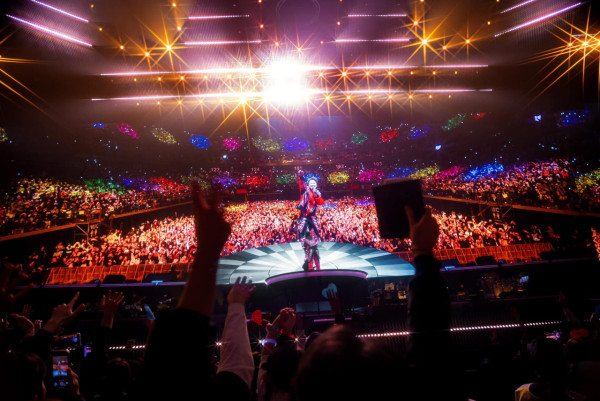 陳奕迅演唱會2025台灣站｜《FEAR and DREAMS》五月高雄巨蛋開6場 附購票攻略/票價/座位表 