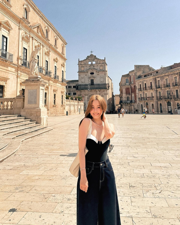 Cookies再合體｜傅穎缺席鄧麗欣演唱會 Theresa近年移居內地 近況曝光 