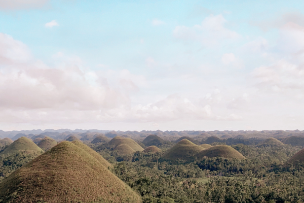 2025年8大低成本旅遊國家推薦！亞洲、歐洲都有！附必去景點/美食攻略 