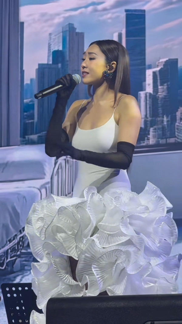 周華健父子內地激罕同框 34歲混血樣超靚仔 原來已出演多部劇集