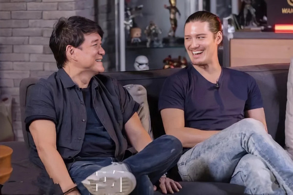 周華健父子內地激罕同框 34歲混血樣超靚仔 原來已出演多部劇集