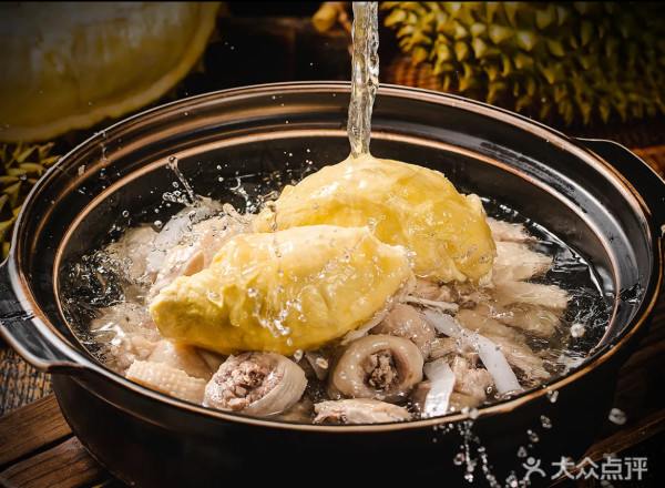 深圳椰子雞推介｜福田口岸、羅湖口岸10分鐘路程 竹笙馬蹄椰子雞/榴槤椰子雞 皇庭廣場/KK Mall 