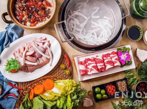 深圳椰子雞推介｜福田口岸、羅湖口岸10分鐘路程 竹笙馬蹄椰子雞/榴槤椰子雞 皇庭廣場/KK Mall 