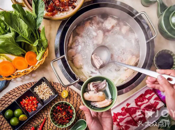 深圳椰子雞推介｜福田口岸、羅湖口岸10分鐘路程 竹笙馬蹄椰子雞/榴槤椰子雞 皇庭廣場/KK Mall 