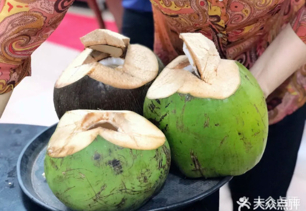 深圳椰子雞推介｜福田口岸、羅湖口岸10分鐘路程 竹笙馬蹄椰子雞/榴槤椰子雞 皇庭廣場/KK Mall 