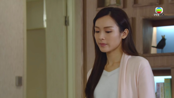 兒子及媳婦邀請同去3人旅行 奶奶機場自稱唔見護照 FB自爆真相令人心寒 