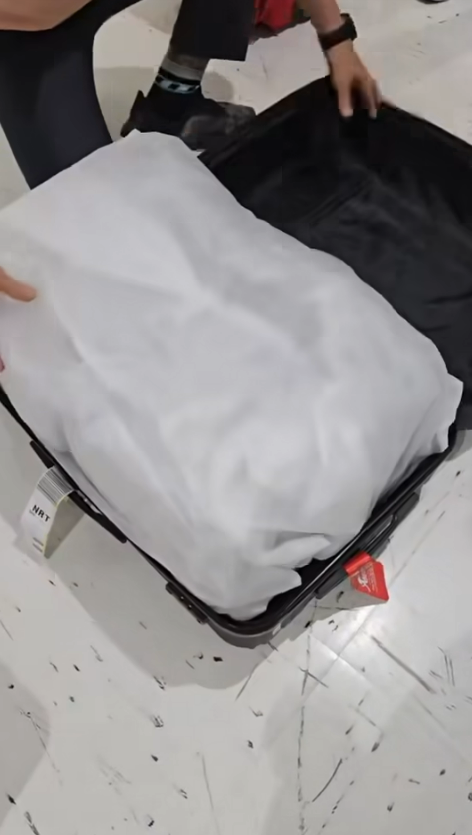 遊日夫婦誤取行李箱驚見24公斤大麻 遭扣留10小時調查 夫婦下場如此 