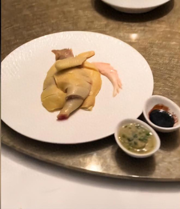 連鎖餐廳賣天價福州炒飯！連茶位3位數埋單／跟餐可樂成網民焦點