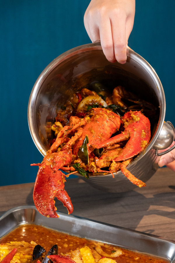 米芝蓮必比登推介泰菜新Menu登場！夜市火山排骨/龍蝦海鮮桶/黃咖喱大蝦