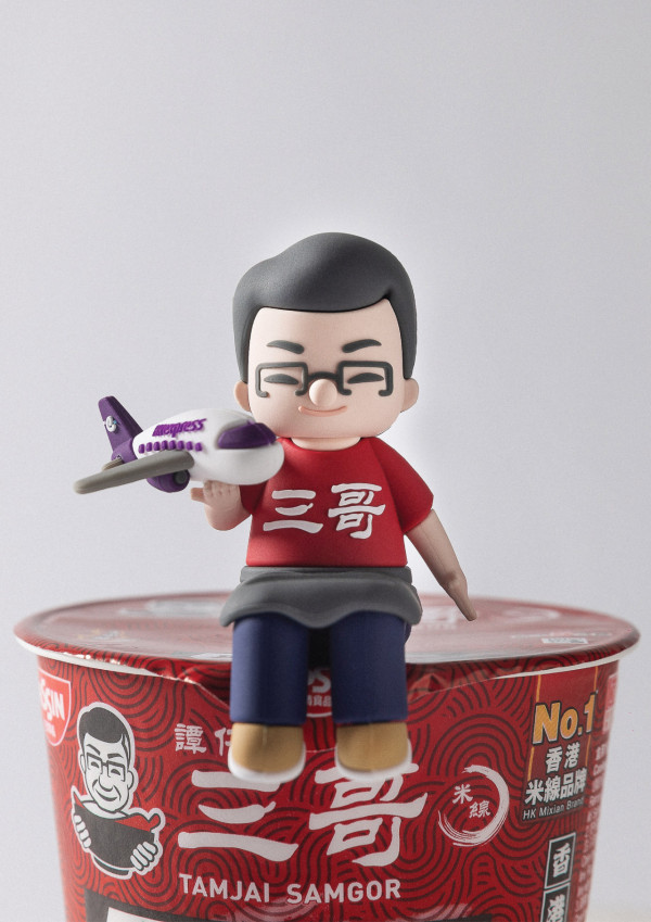 搭飛機都食到三哥？！譚仔三哥全新麻辣味杯麵登場 三小辣+素腩肉墨丸/買杯麵送一人小食