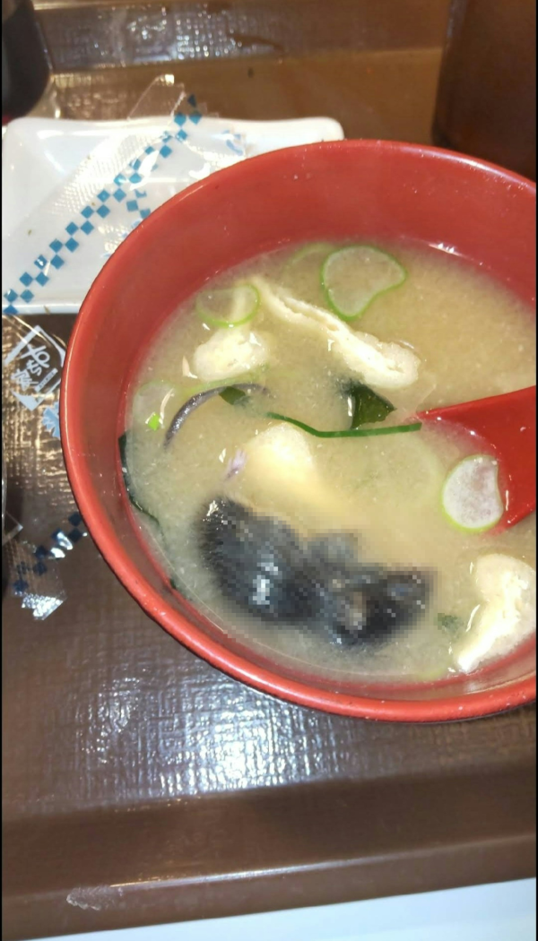 日本SUKIYA味噌湯驚見死老鼠 相隔兩個月承認道歉 股價一度下跌7.1% 