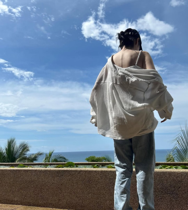 IU上節目自爆旅遊習慣 兩日就想返屋企/唔識執行李？ 