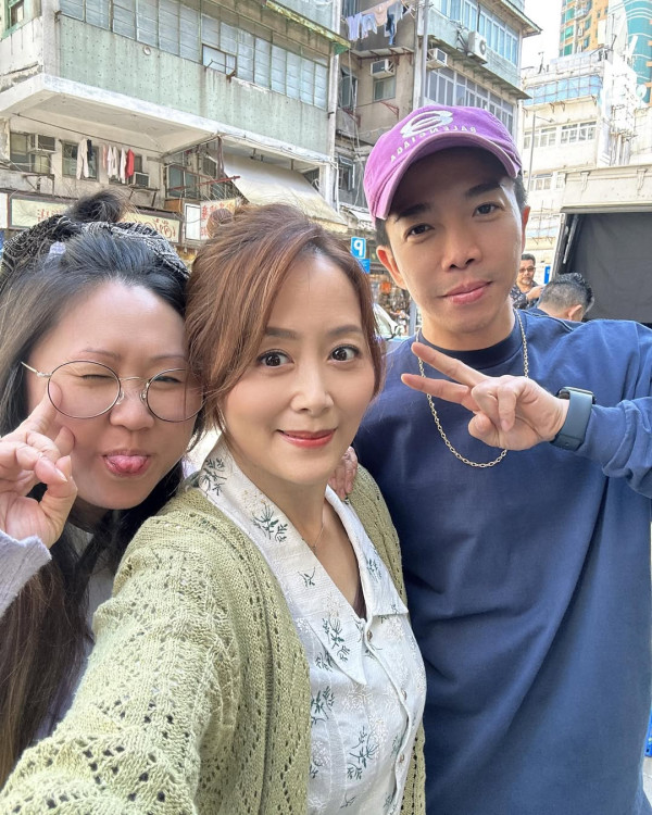 「七魔女」性感成員深圳山姆爆買! 購物車1物惹討論 網民:乜可以過關咩?