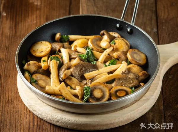 慶春樸門(圖片來源:大眾點評) 慶春樸門(圖片來源:大眾點評)