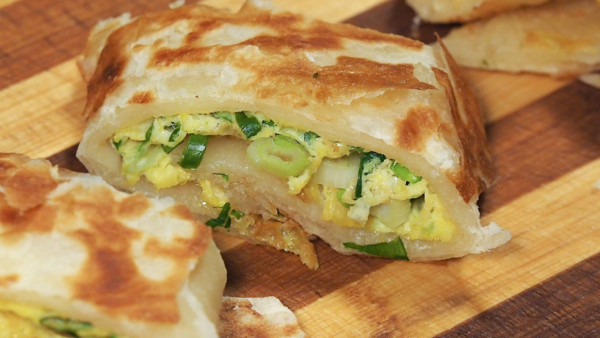 台北早餐豆漿店10間推薦！人氣阜杭豆漿＋脆皮蛋餅＋15cm爆餡饅頭 