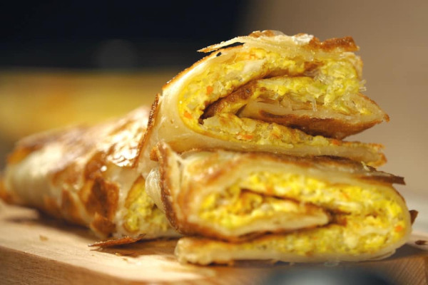 台北早餐豆漿店10間推薦！人氣阜杭豆漿＋脆皮蛋餅＋15cm爆餡饅頭 