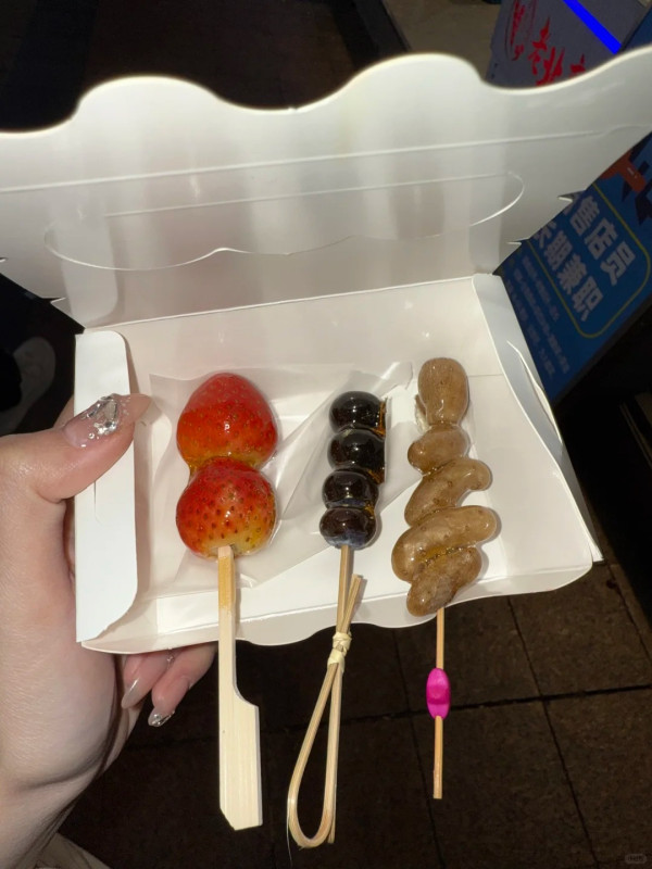 TVB綠葉王李國麟攜女逛福州美食街 仙氣長髮撞樣蔡卓妍 透露進軍演藝界