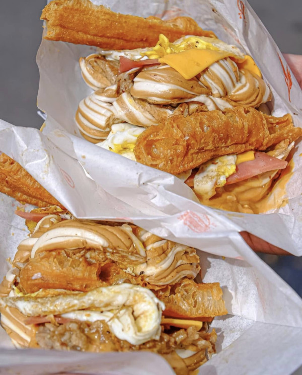 台北早餐豆漿店10間推薦！人氣阜杭豆漿＋脆皮蛋餅＋15cm爆餡饅頭 