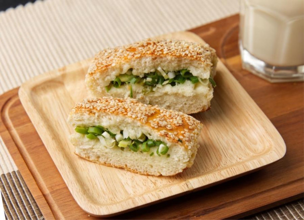 台北早餐豆漿店10間推薦！人氣阜杭豆漿＋脆皮蛋餅＋15cm爆餡饅頭 