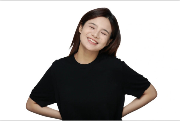 TVB綠葉王李國麟攜女逛福州美食街 仙氣長髮撞樣蔡卓妍 透露進軍演藝界