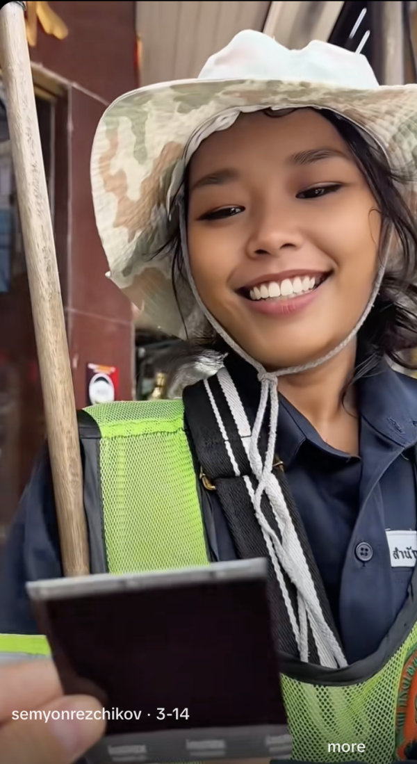 曼谷少女清潔工偶遇攝影師街拍！因1張相一夜爆紅！從此改變命運？ 