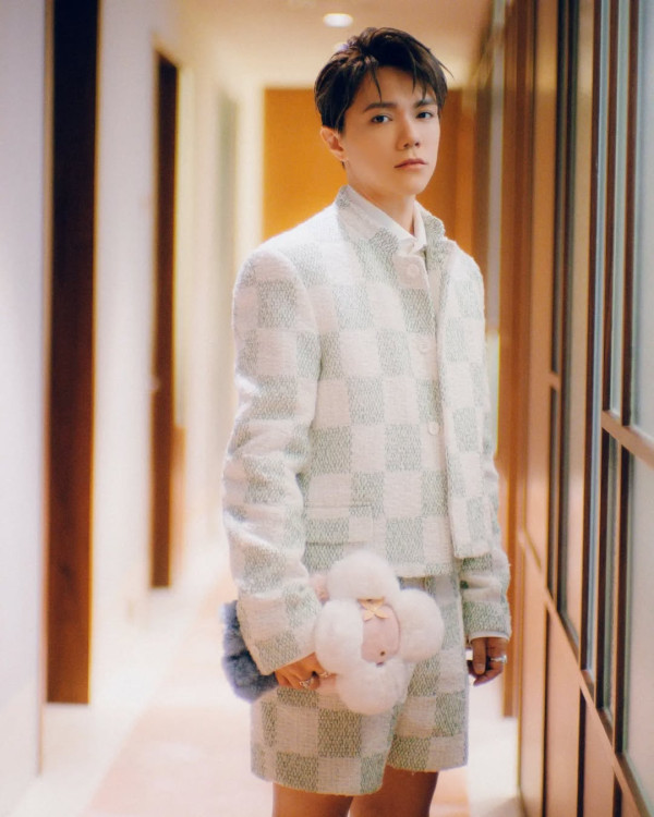 2025年度IG最吸金明星KOL排行榜出爐！5大香港女頂流橫掃頭5位！MIRROR全員出局