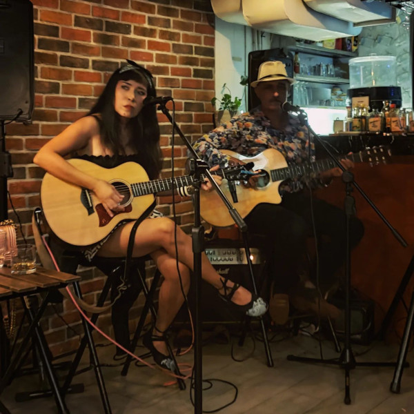 放假必去！大嶼山隱世特色美食推介  峇里度假風Cafe／LiveBand表演／一丼二食