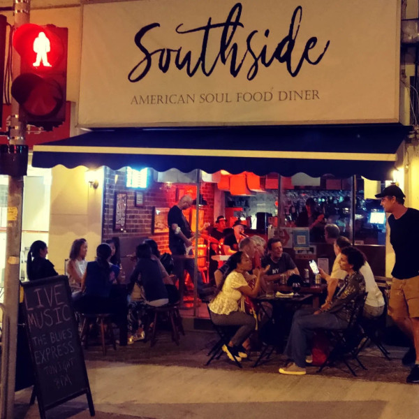 放假必去！大嶼山隱世特色美食推介  峇里度假風Cafe／LiveBand表演／一丼二食