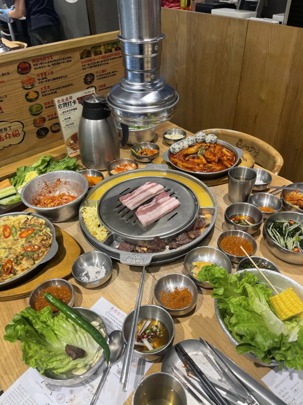 姜虎東白丁烤肉(圖片來源:小紅書@睡醒了再說) 姜虎東白丁烤肉(圖片來源:小紅書@睡醒了再說)