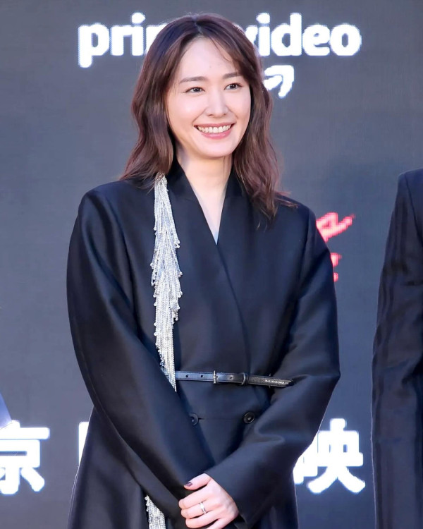 雙子座女生10大性格特質、愛情攻略、優缺點深度解析(圖片來源:aragakiyui_fanspage@Instagram)