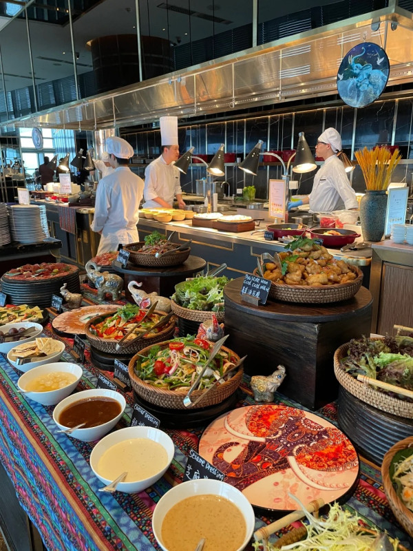 珠海瑞吉酒店自助餐(圖片來源:小紅書@阿卡迪亞) 珠海瑞吉酒店自助餐(圖片來源:小紅書@阿卡迪亞)