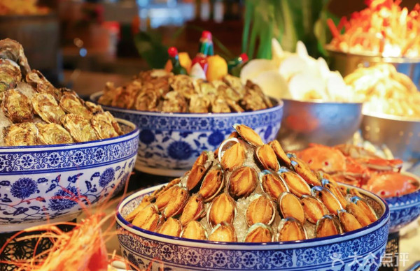 珠海仁恒洲際酒店自助餐(圖片來源:大眾點評) 珠海仁恒洲際酒店自助餐(圖片來源:大眾點評)