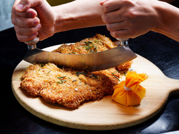 中環大館打卡意式西餐廳Cantina深宵三道菜晚餐Menu　卡邦尼芝士意大利雲吞／意式炸小牛肉／柑橘味Tiramisu