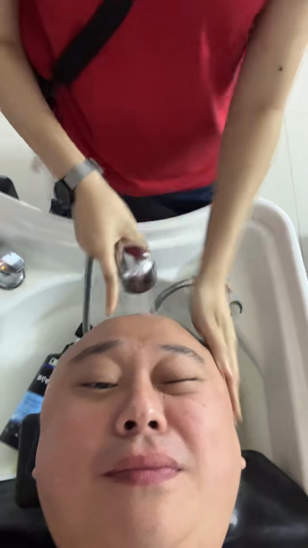 林盛斌Bob越南幫襯洗頭店 突遭恥笑30秒 埋單付這價錢貼士