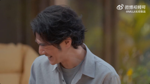 金城武闊別8年出山拍廣告 神顏依舊零走樣震驚網民：終於營業了 