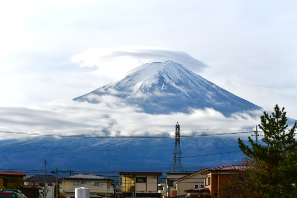 遊日注意︱日本九州火山「新燃岳」活動加劇  警戒級別升至3級隨時噴發禁止入山 