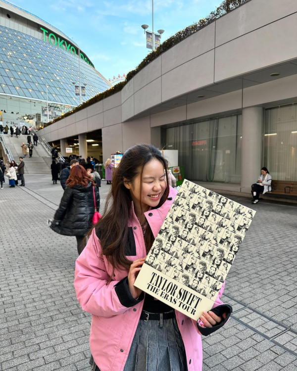 聲夢小花遊越南獲讚越大越靚 經常周遊列國 原來家底豐厚?