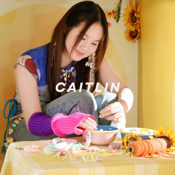 聲夢小花遊越南獲讚越大越靚 經常周遊列國 原來家底豐厚?