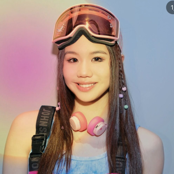 聲夢小花遊越南獲讚越大越靚 經常周遊列國 原來家底豐厚?