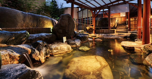 日本露天賞櫻花溫泉勝地10大排行榜！京都/福岡/奈良/富山等！附詳細地址交通 