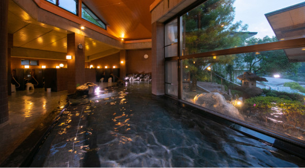 日本露天賞櫻花溫泉勝地10大排行榜！京都/福岡/奈良/富山等！附詳細地址交通 